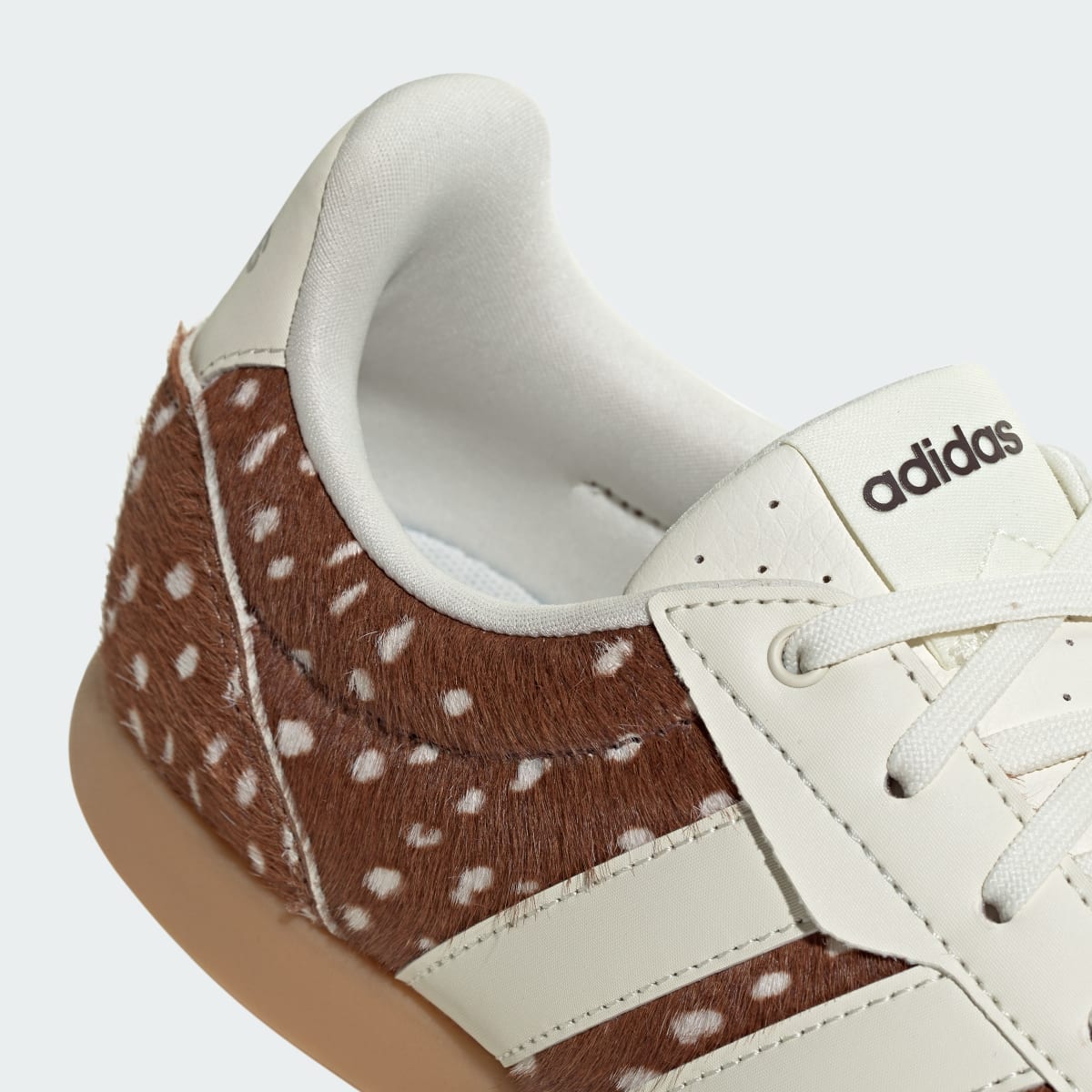 adidas Women's Barreda LO Shoes - Preloved Brown / Off White / Shadow Brown