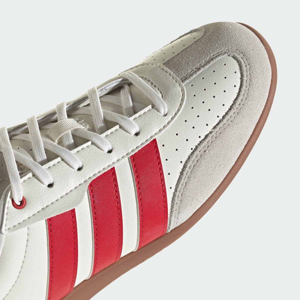 adidas Women's Barreda LO Shoes - Off White / Collegiate Red / Beige