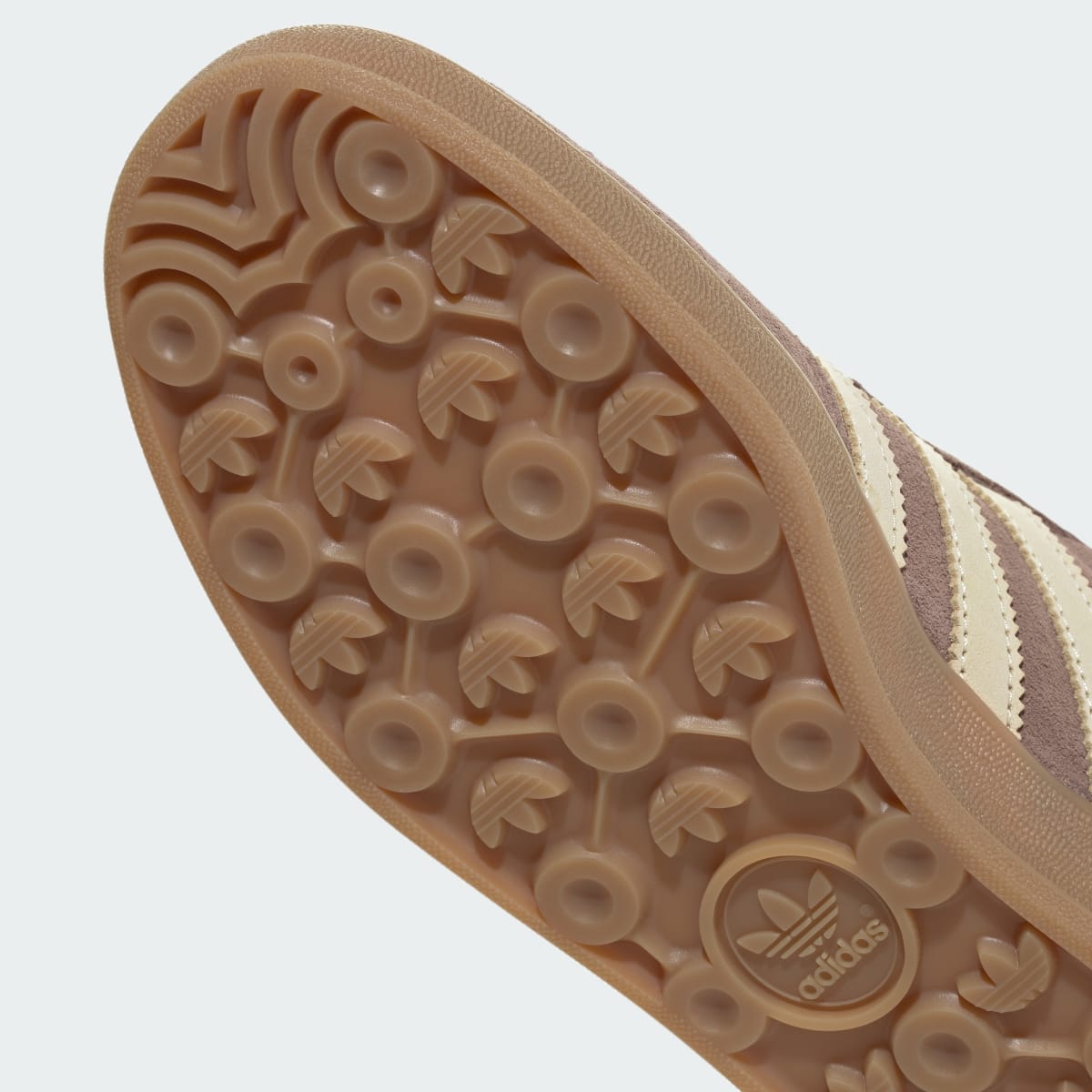 adidas Women's Gazelle Indoor Shoes - Trace Brown / Warm Vanilla / Gum