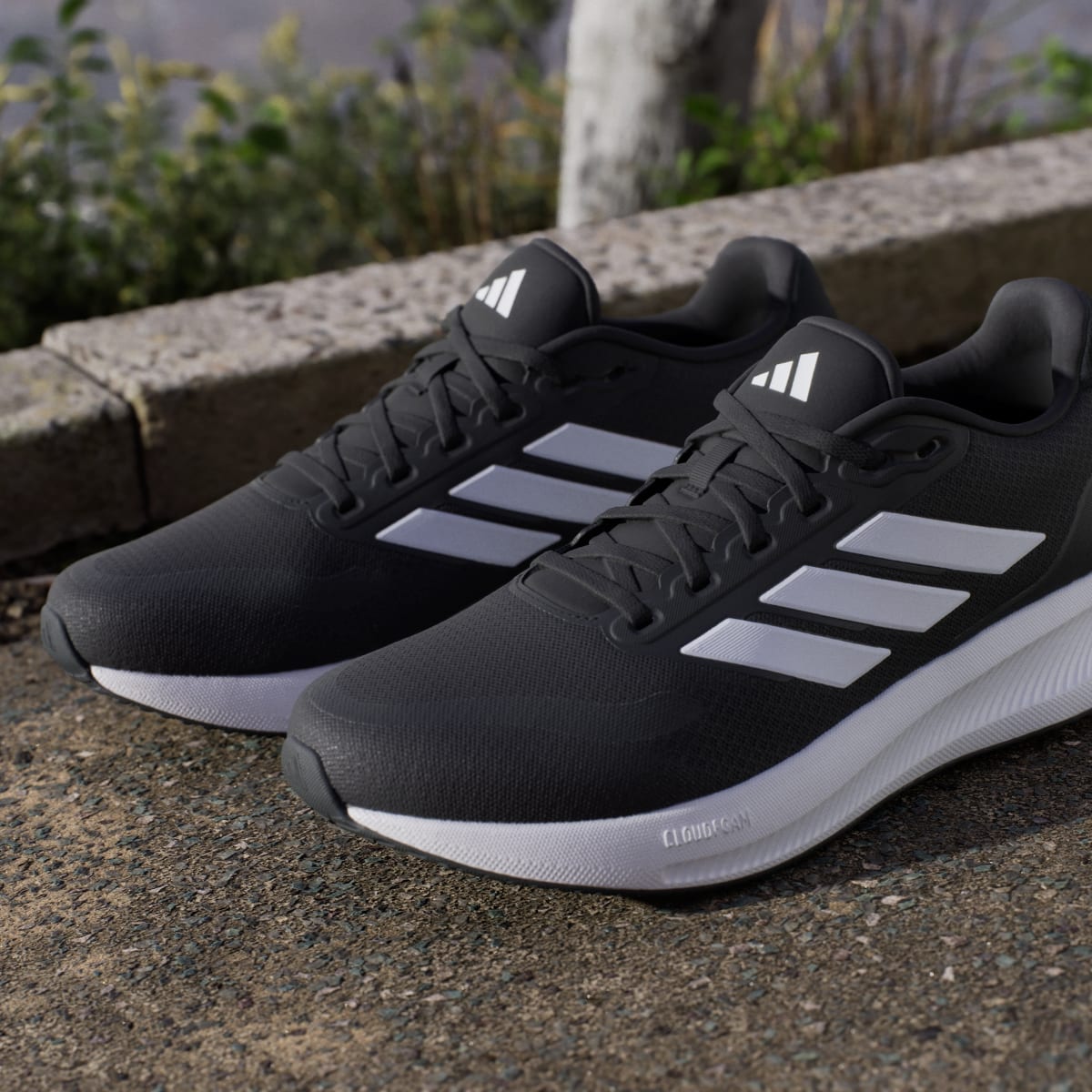 adidas Men's Runfalcon 5 Running Shoes - Core Black / Cloud White / Core Black