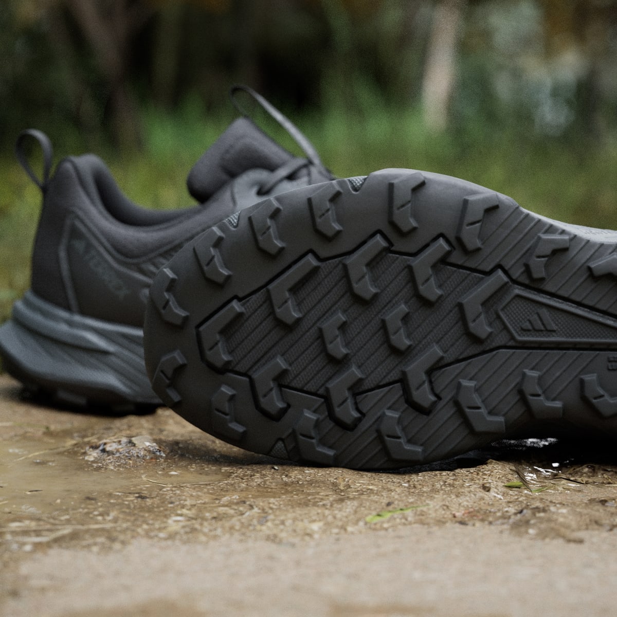 adidas Men's Terrex Tracefinder 2 Climaproof Trail Running Shoes - Core Black / Core Black / Grey Six