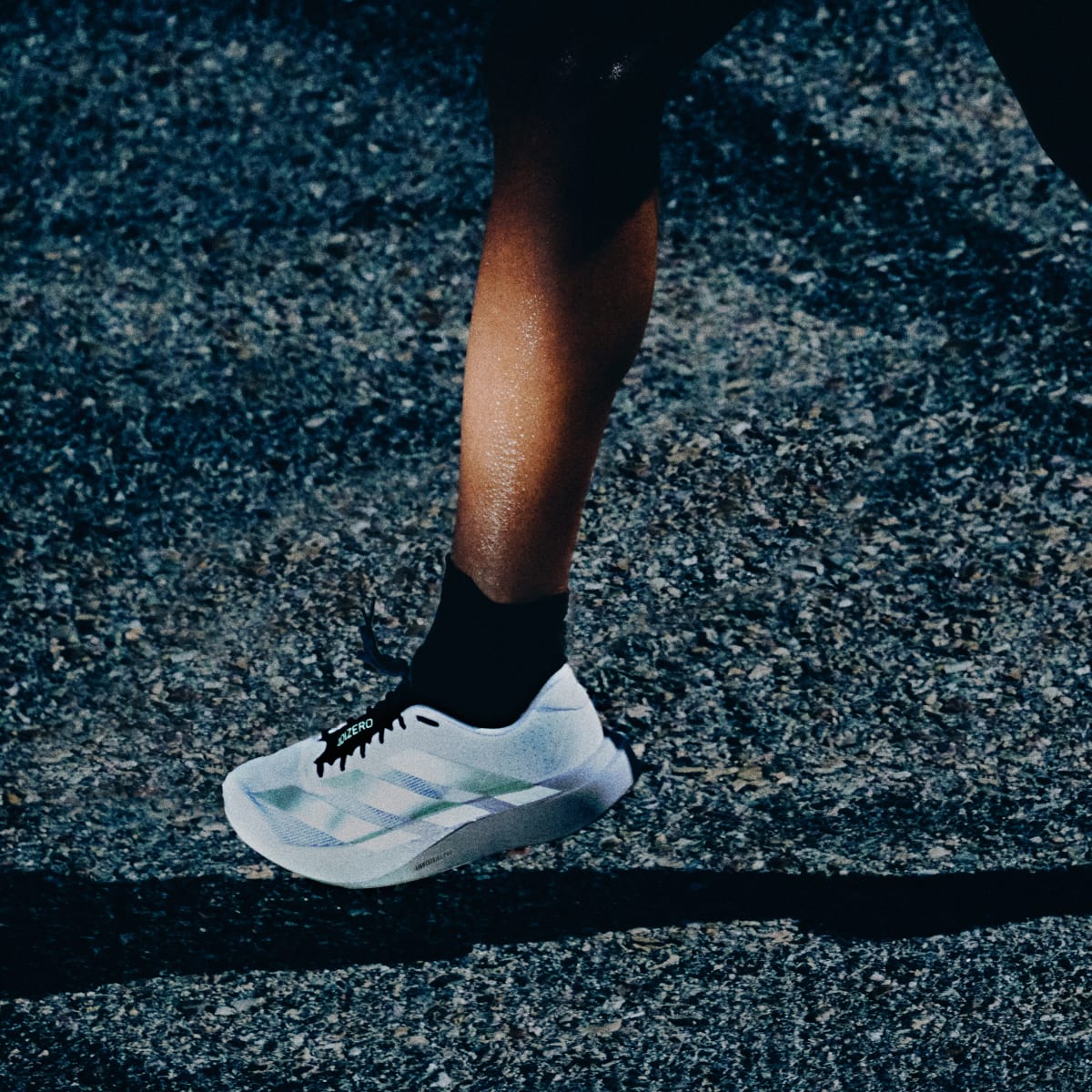adidas Women's Adizero EVO SL Shoes - Off White / Ice Gold Met. / Granite