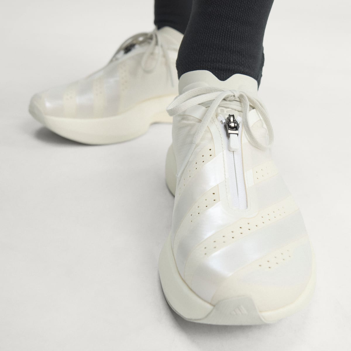 adidas Women's Adizero EVO SL Zip Running Shoes - Core White / Zero Metalic / Orbit Grey