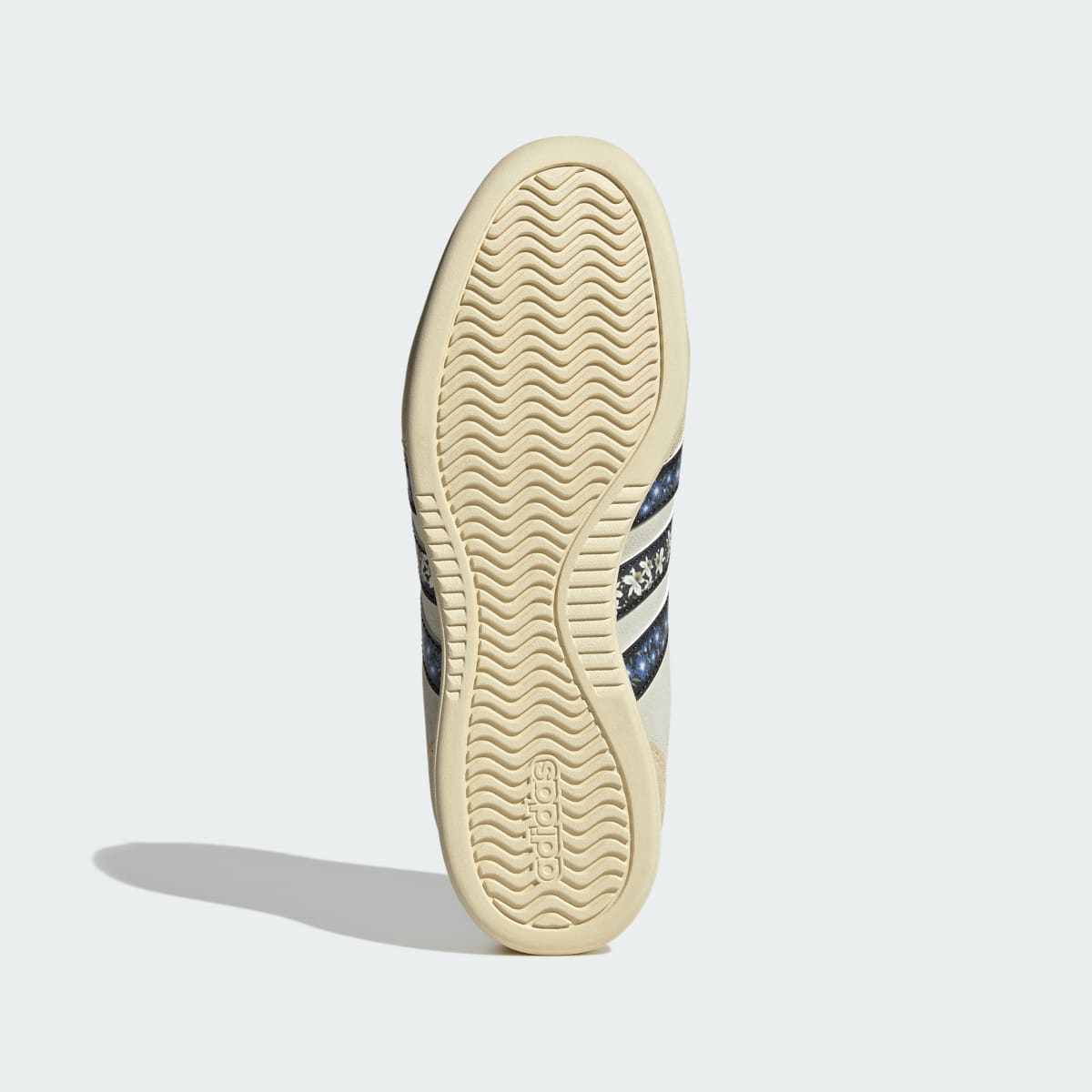 adidas Women's Barreda LO Shoes - Ivory / Core Black / Warm Vanilla