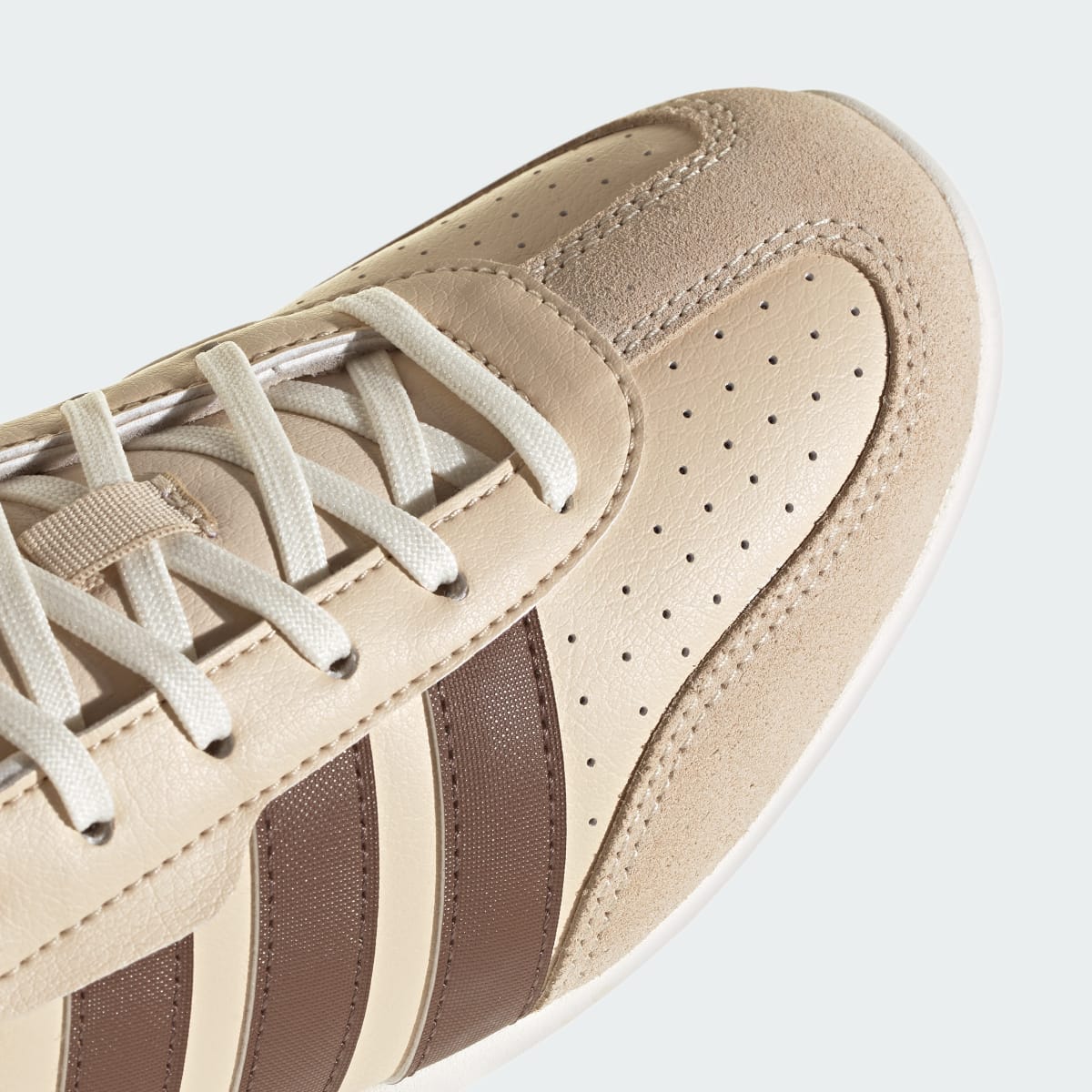 adidas Women's Barreda LO Shoes - Crystal Linen / Earth Strata / Off White