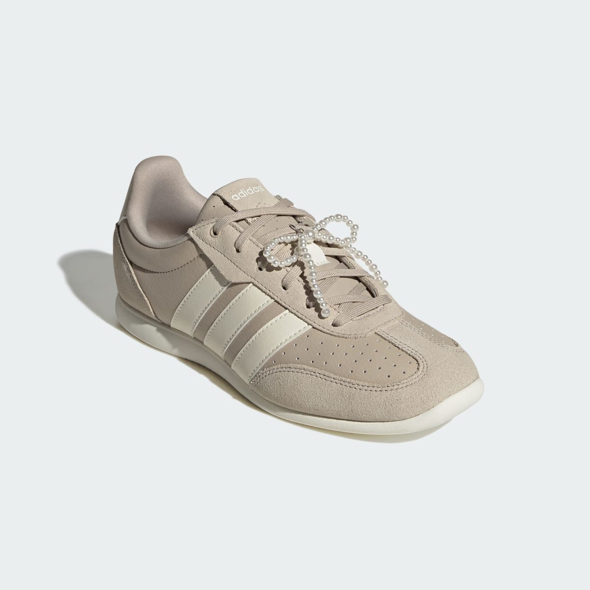 adidas Women's Barreda LO Shoes - Wonder Beige / Off White / Wonder Beige