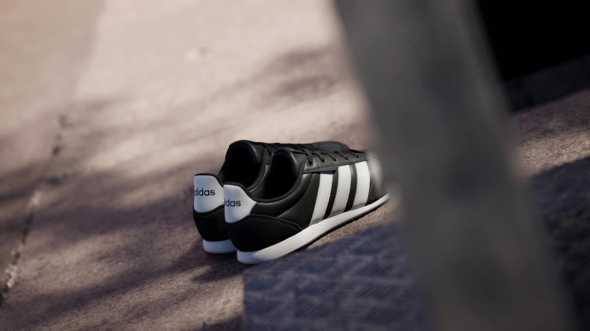 adidas Women's Barreda LO Shoes - Core Black / Core White / Off White