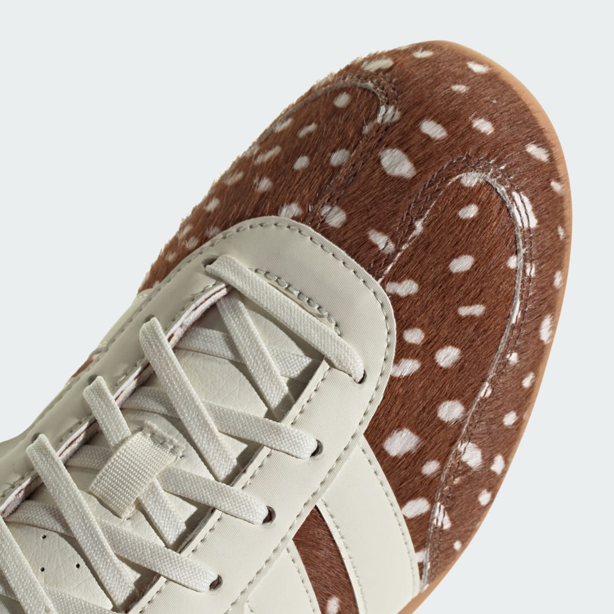 adidas Women's Barreda LO Shoes - Preloved Brown / Off White / Shadow Brown