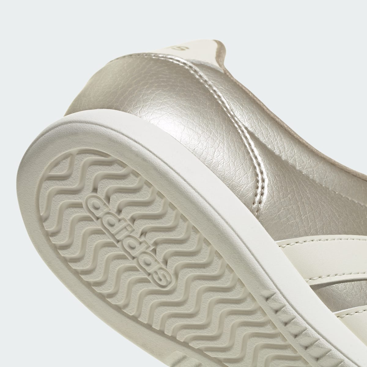 adidas Women's Barreda LO Shoes - Cyber Metallic / Off White / Beige