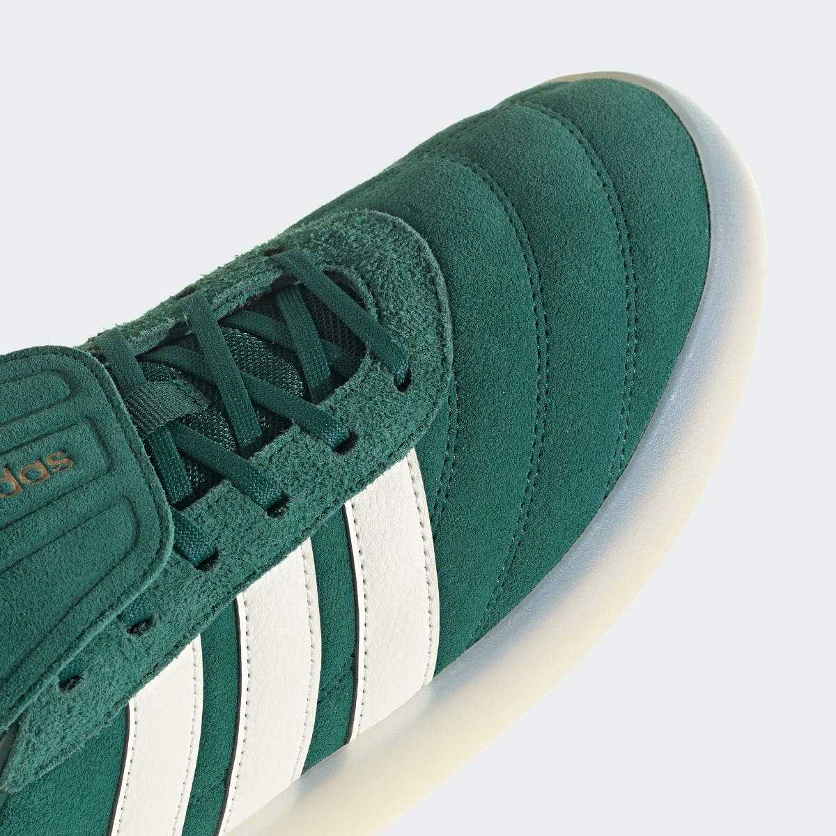 adidas Men's Barreda Mundial Shoes - Collegiate Green / Off White / Gold Metallic