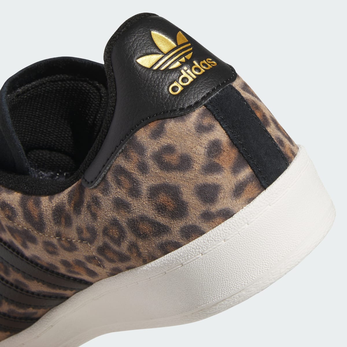 adidas Women's Campus ADV Shoes - Cardboard / Core Black / Chalk White