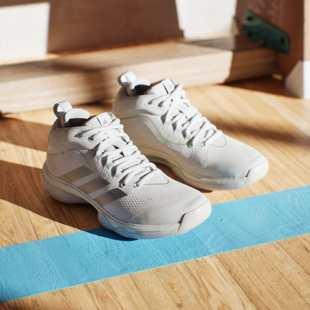 adidas Women's Crazyflight 7 Shoes - Cloud White / Silver Metallic / Cloud White