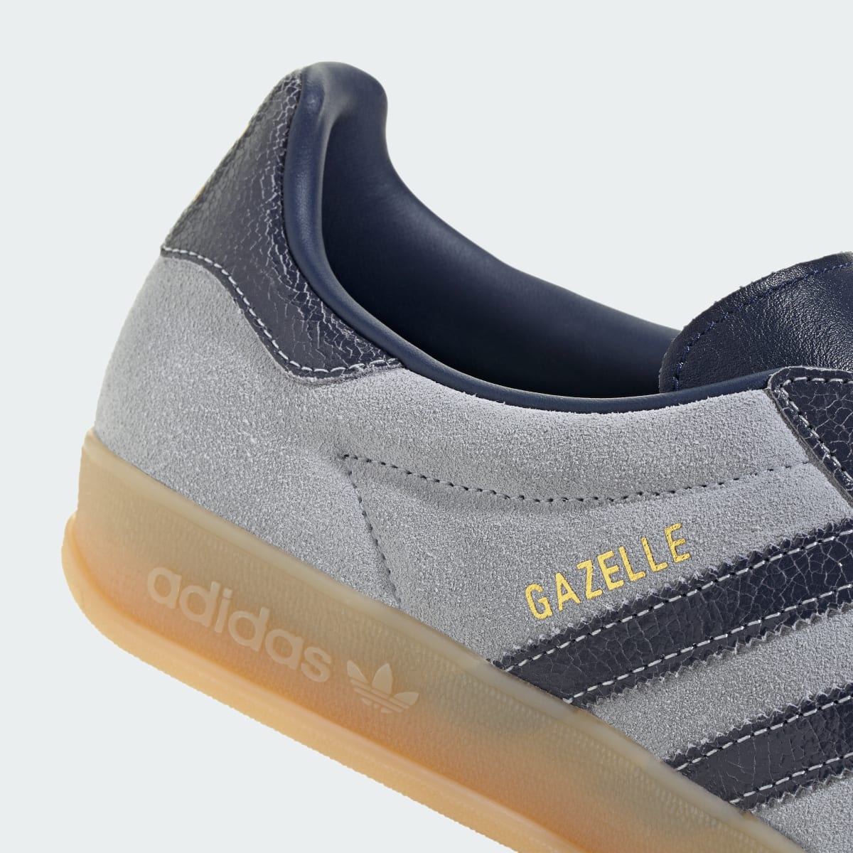 adidas Women's Gazelle Indoor Shoes - Halo Silver / Night Indigo / Gum