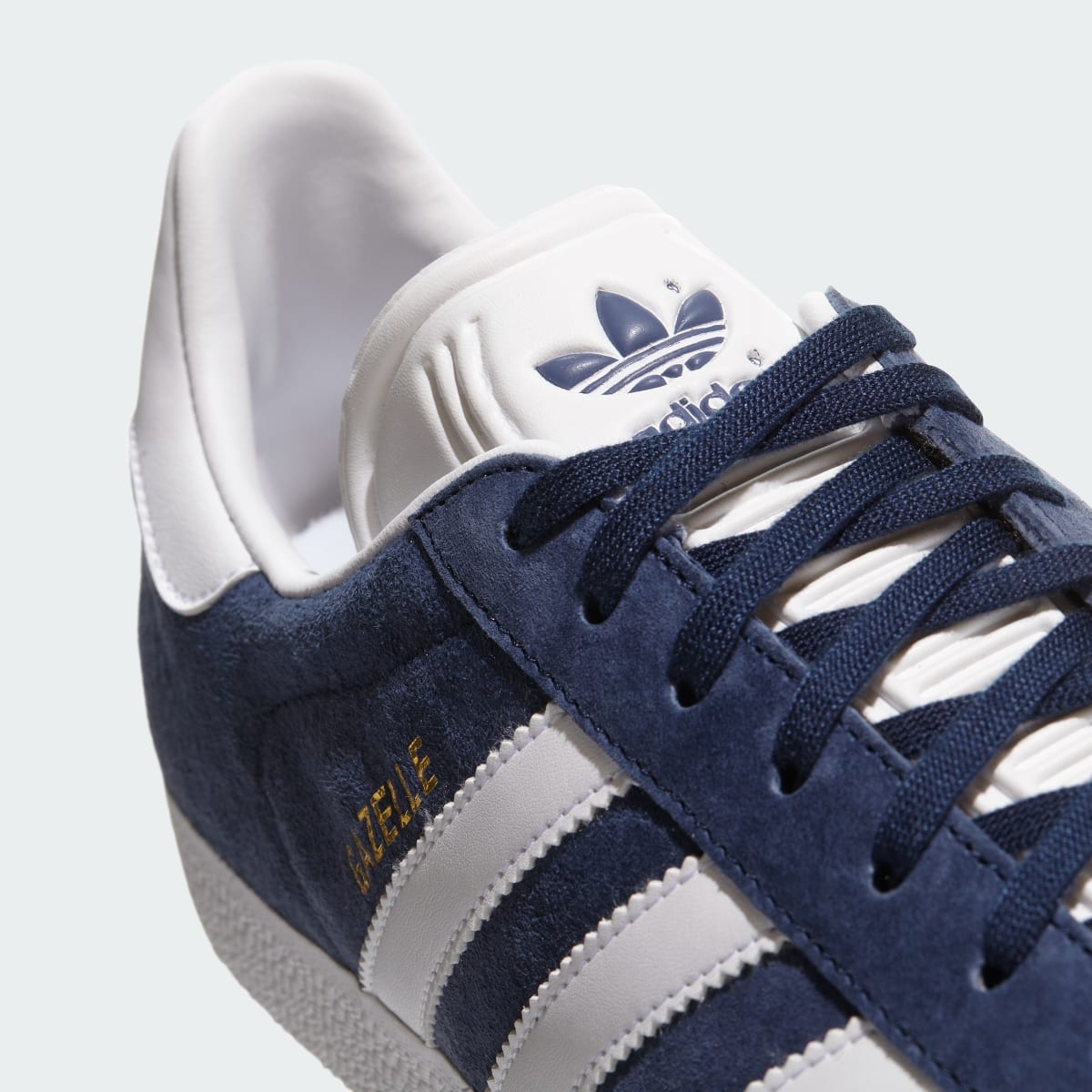adidas Women's Gazelle Shoes - Collegiate Navy / White / Gold Metallic