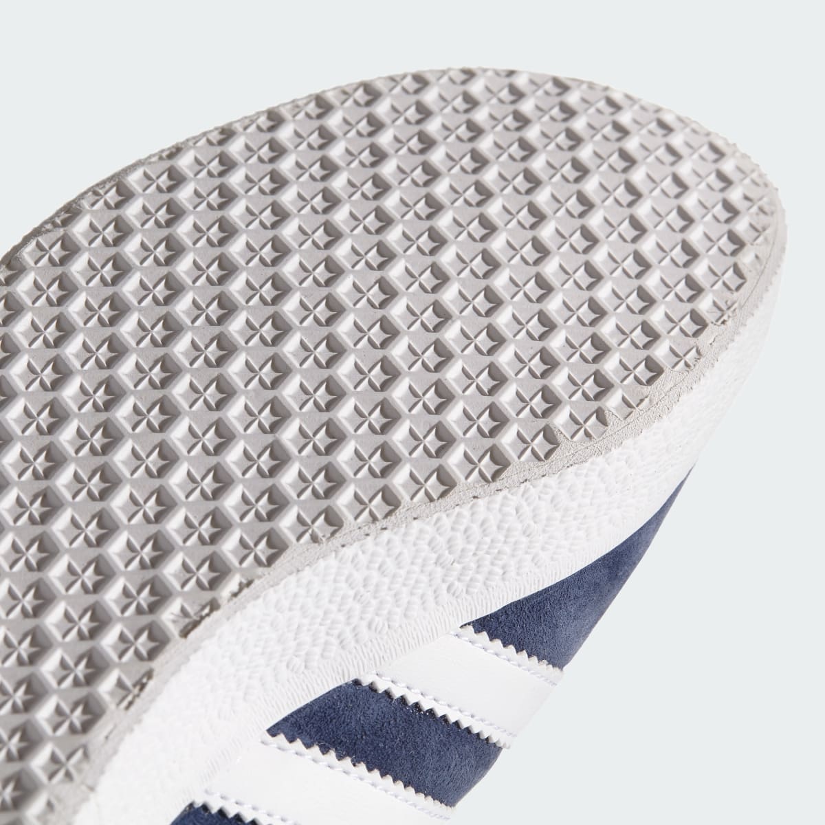 adidas Women's Gazelle Shoes - Collegiate Navy / White / Gold Metallic