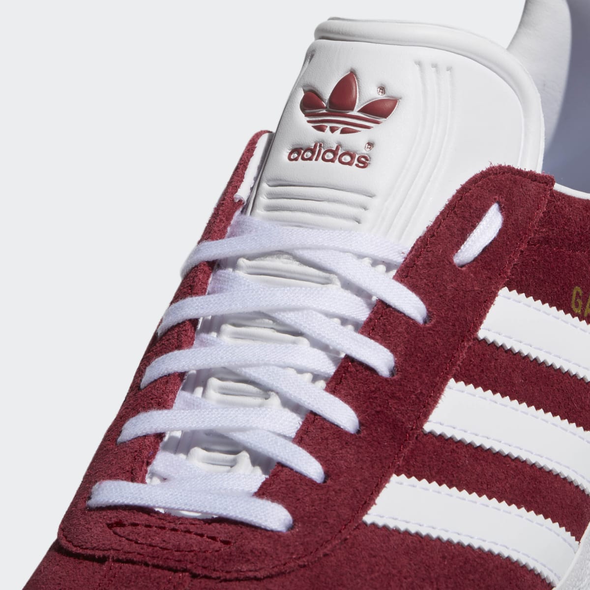 adidas Women's Gazelle Shoes - Collegiate Burgundy / Cloud White / Gold Metallic