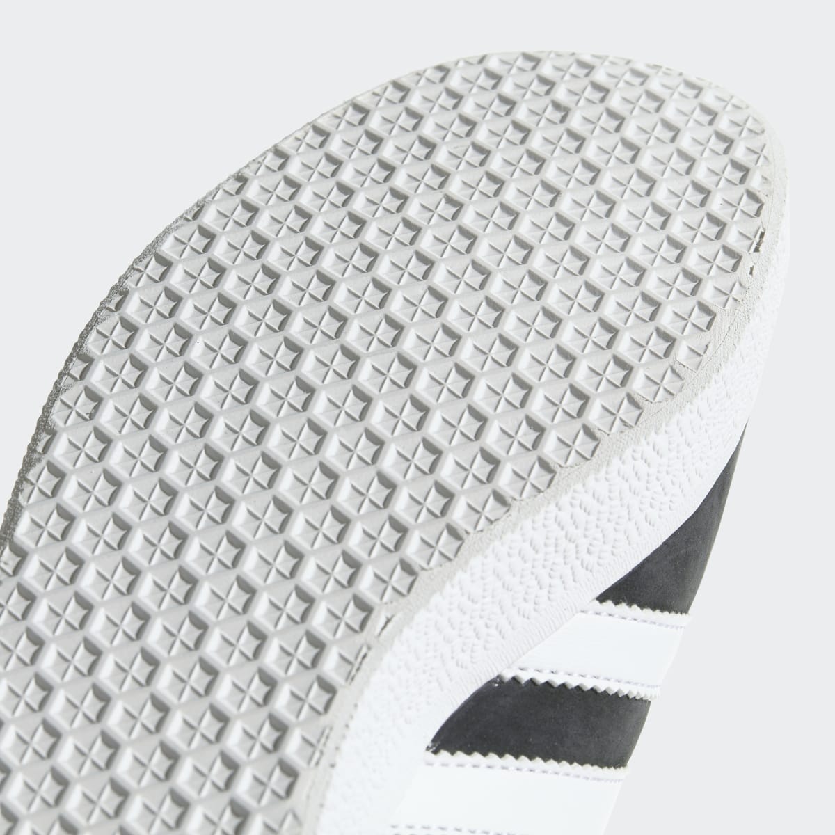 adidas Women's Gazelle Shoes - Dgh Solid Grey / White / Gold Metallic