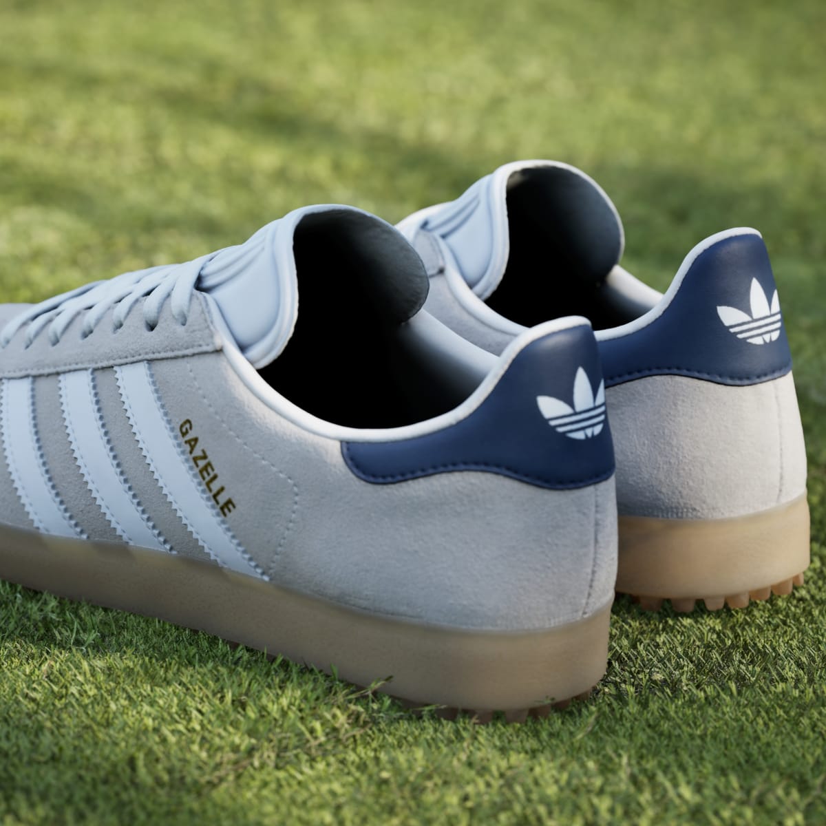 adidas Women's Gazelle Spikeless Golf Shoes - Chalk White / Cloud White / Night Indigo