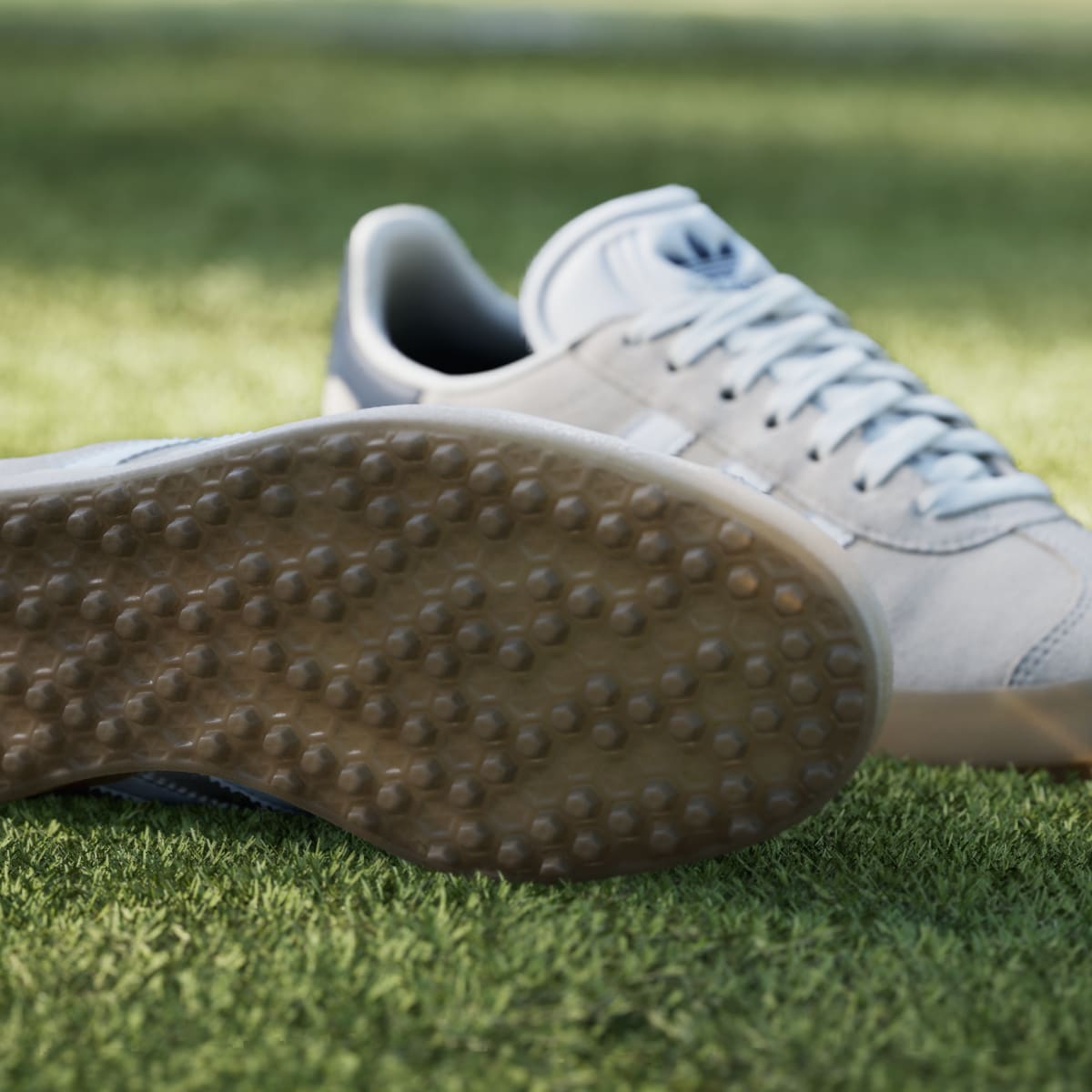 adidas Women's Gazelle Spikeless Golf Shoes - Chalk White / Cloud White / Night Indigo
