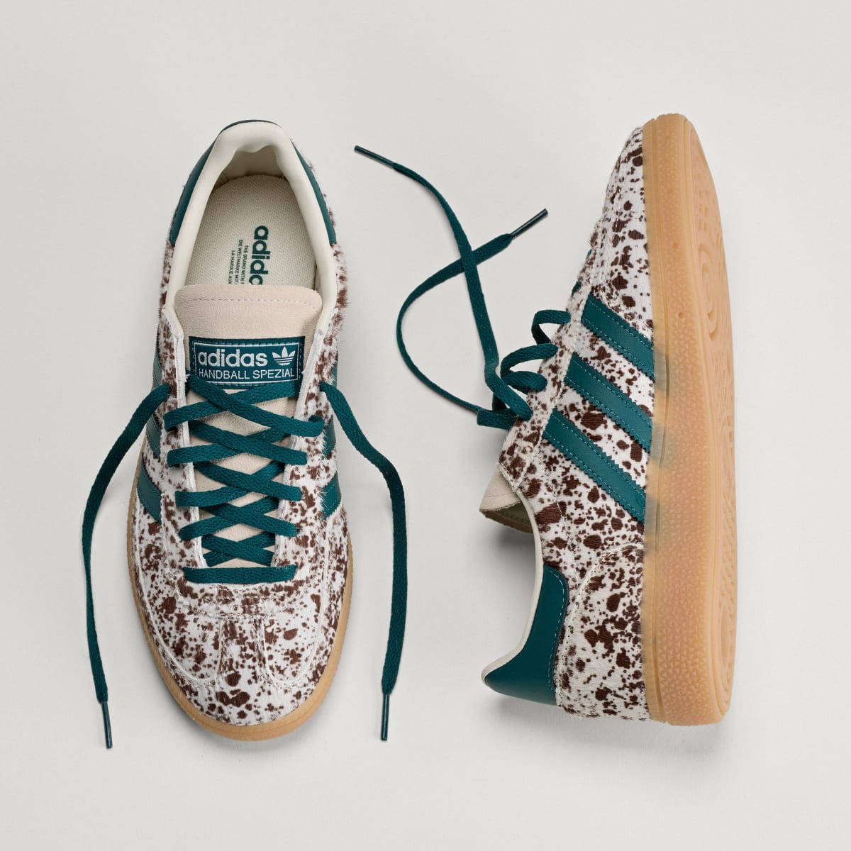 adidas Women's Handball Spezial Shoes - Off White / Rich Green / Dark Brown