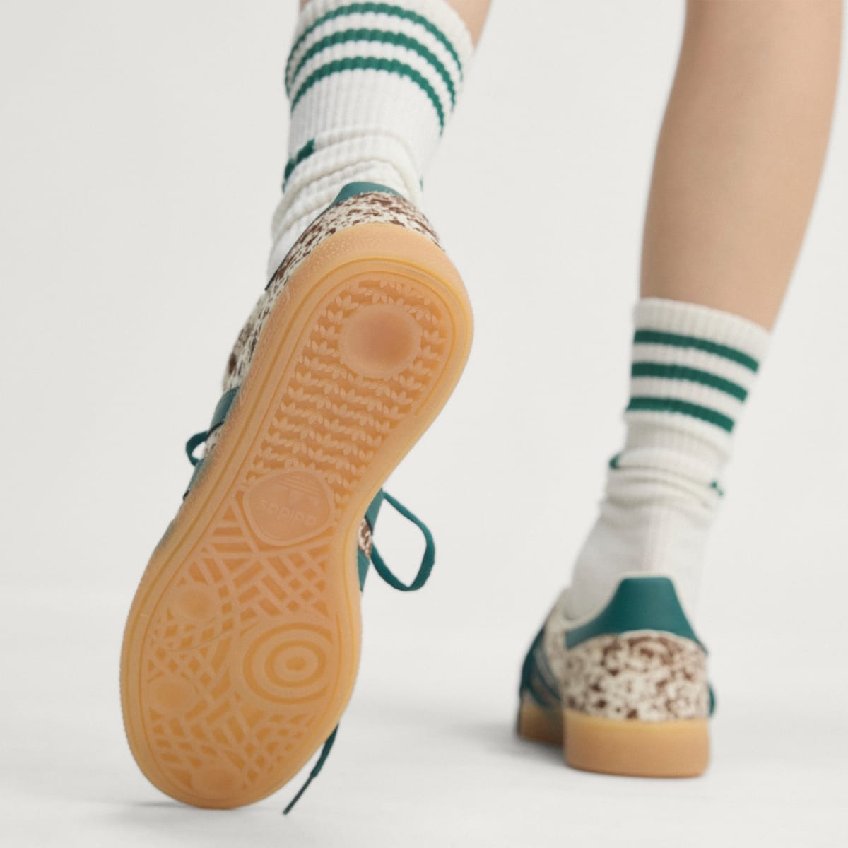 adidas Women's Handball Spezial Shoes - Off White / Rich Green / Dark Brown