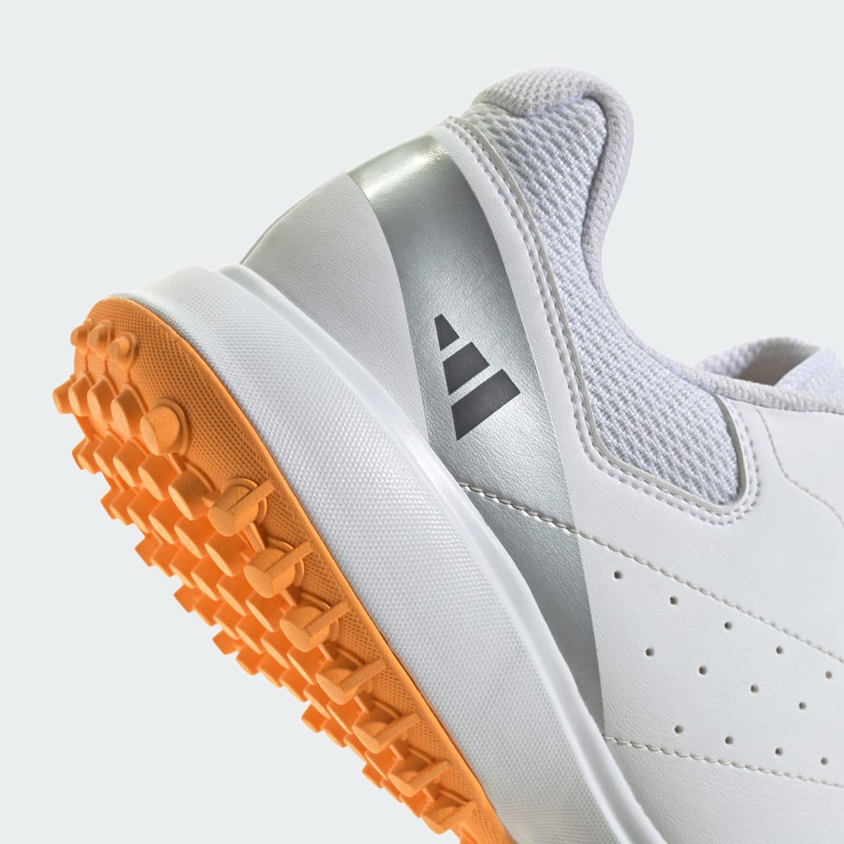 adidas Men's Howzat Spikeless Cricket Shoes - Cloud White / Aurora Onix / Lucid Tangerine