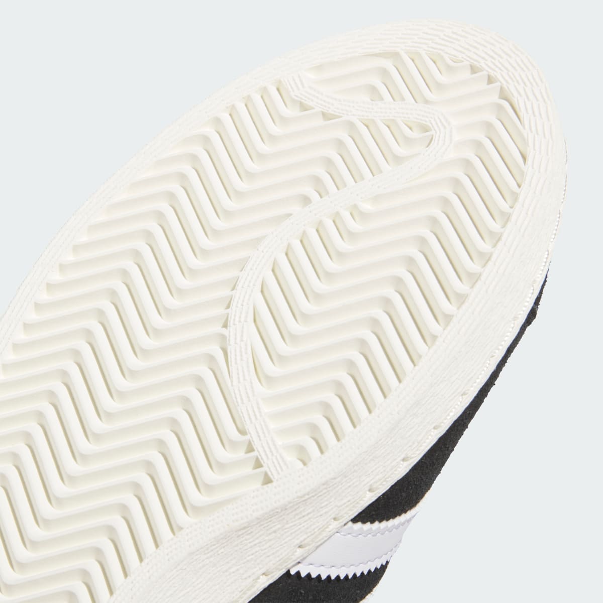 adidas Men's Jabbar LO Shoe - Core Black / Cloud White / Off White