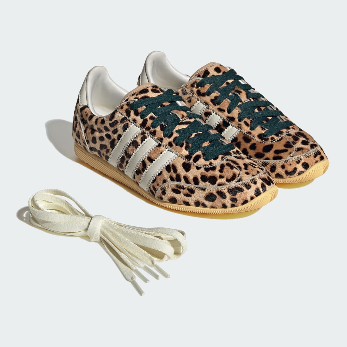 adidas Women's Japan Shoes - Magic Beige / Ivory / Aurora Ivy