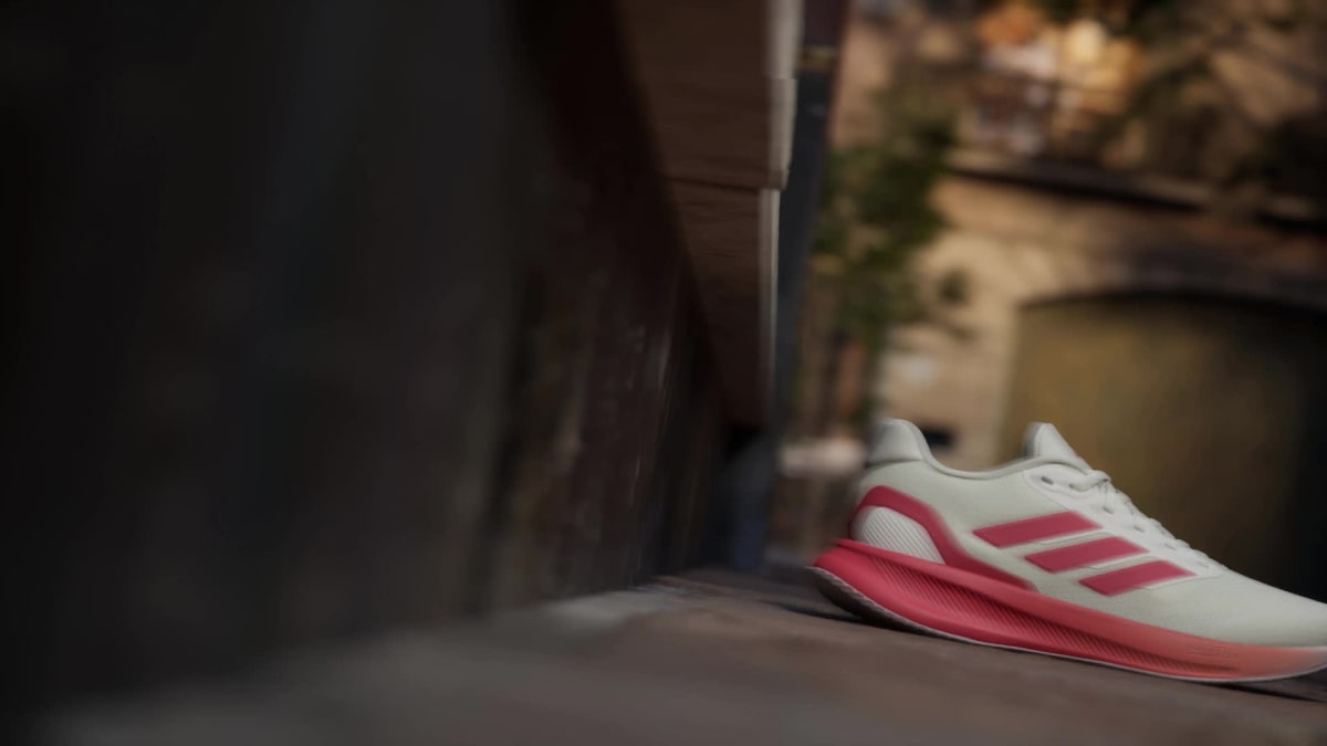 adidas Women's Runfalcon 5 Running Shoes - Off White / Preloved Scarlet / Dash Grey