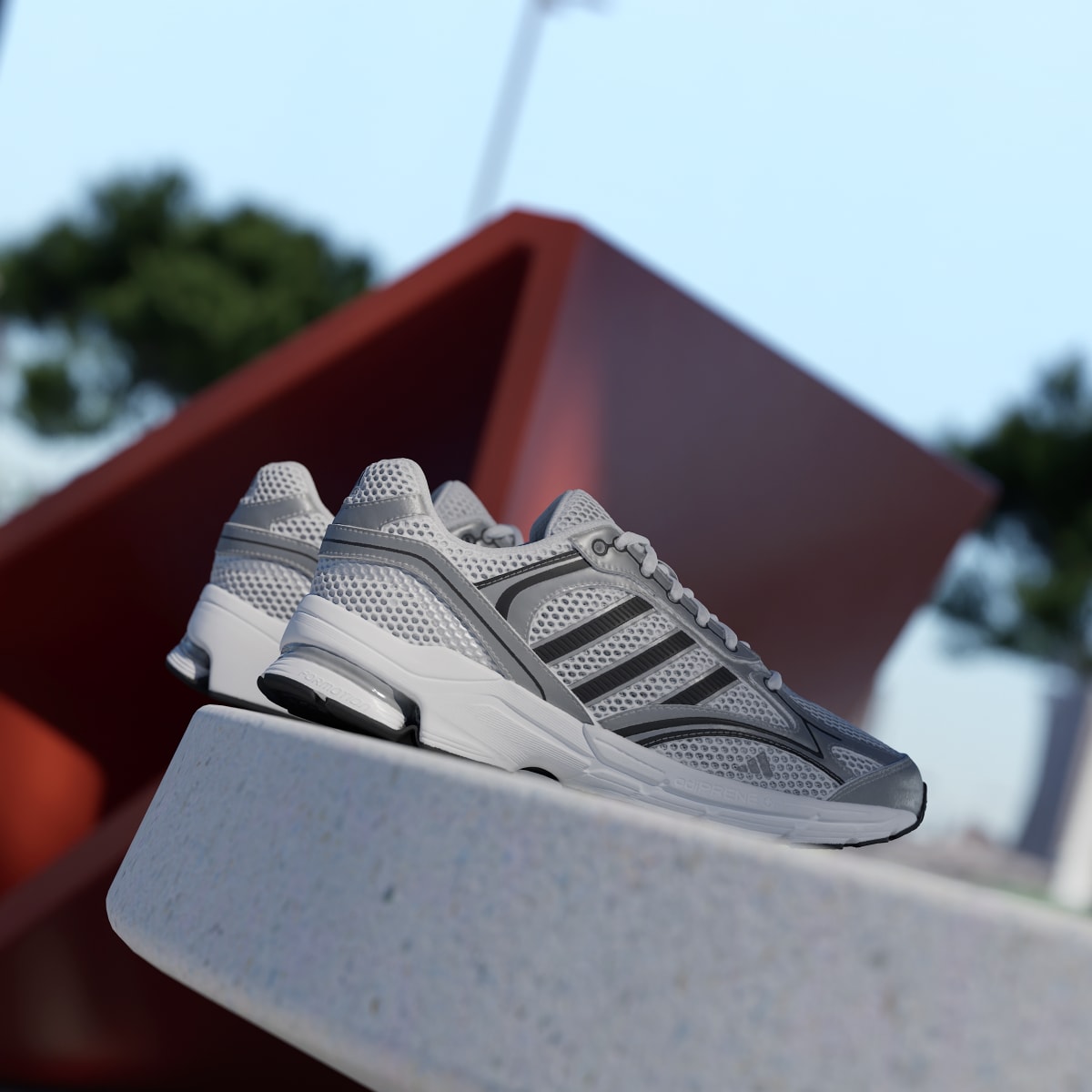 adidas Women's Spiritain 2000 Shoes - Cloud White / Silver Metallic / Core Black