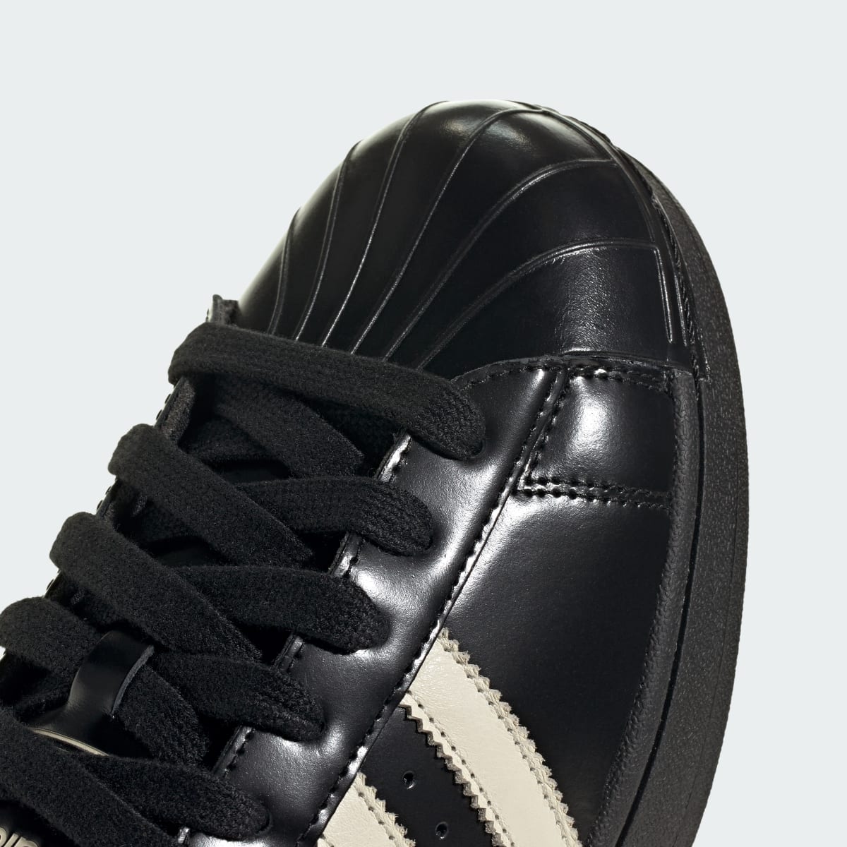 adidas Women's Superstar II Shoes - Core Black / Cream White / Gold Metallic