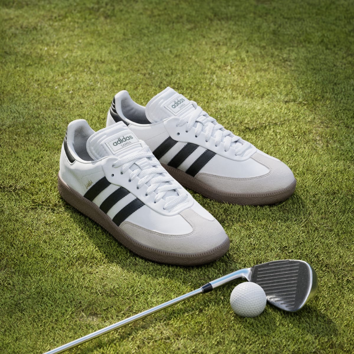 adidas Women's Samba Spikeless Golf Shoes - Cloud White / Core Black / Gum