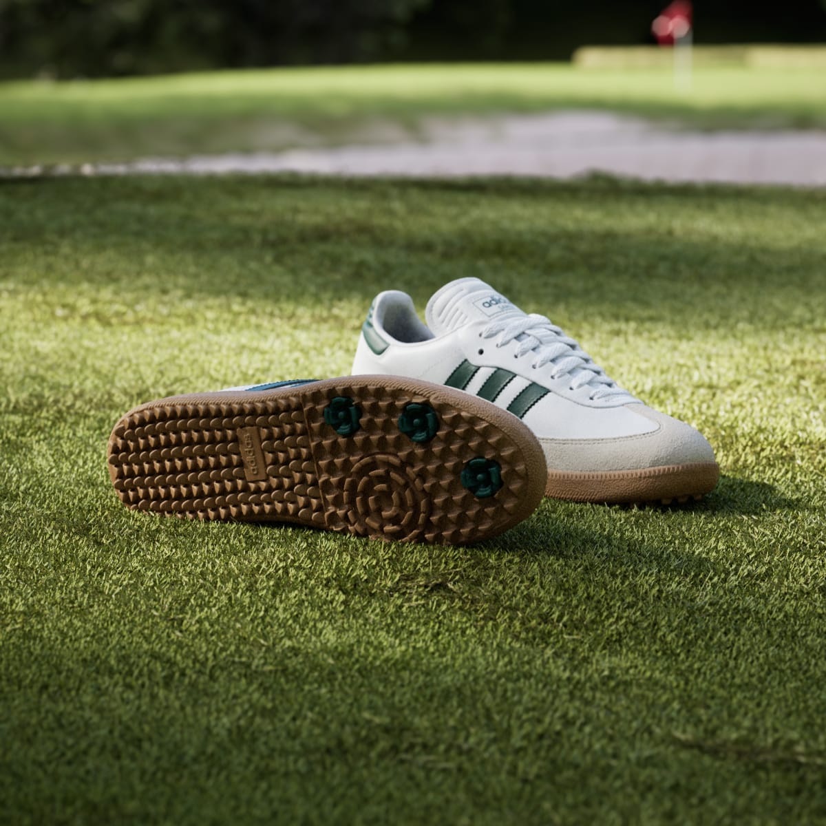 adidas Women's Samba Spikeless Golf Shoes - Cloud White / Collegiate Green / Gum