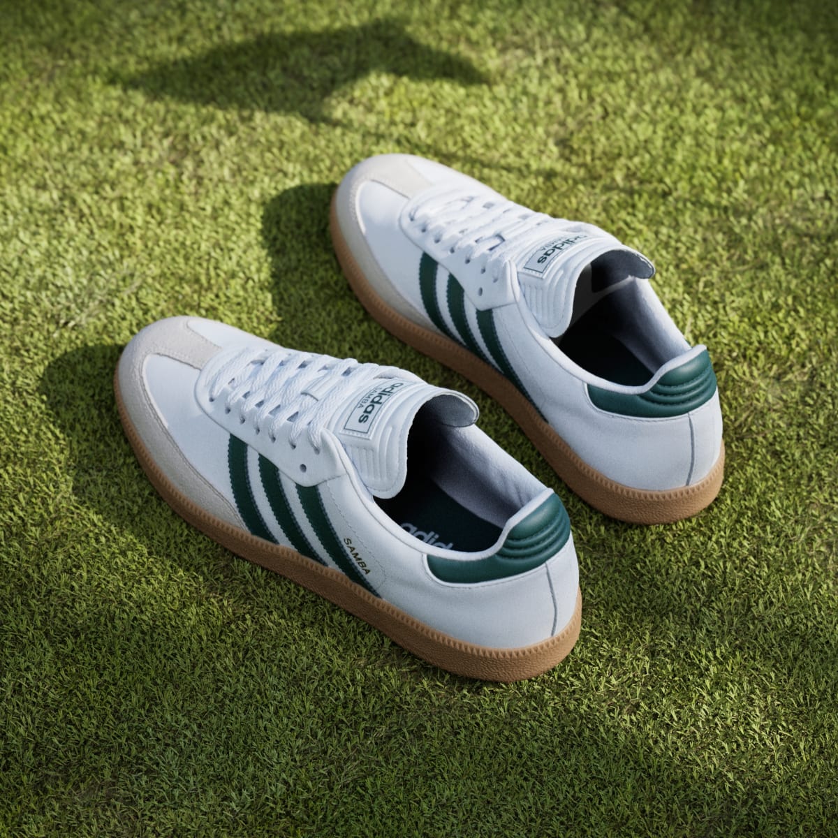 adidas Women's Samba Spikeless Golf Shoes - Cloud White / Collegiate Green / Gum