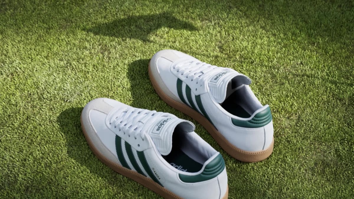 adidas Women's Samba Spikeless Golf Shoes - Cloud White / Collegiate Green / Gum