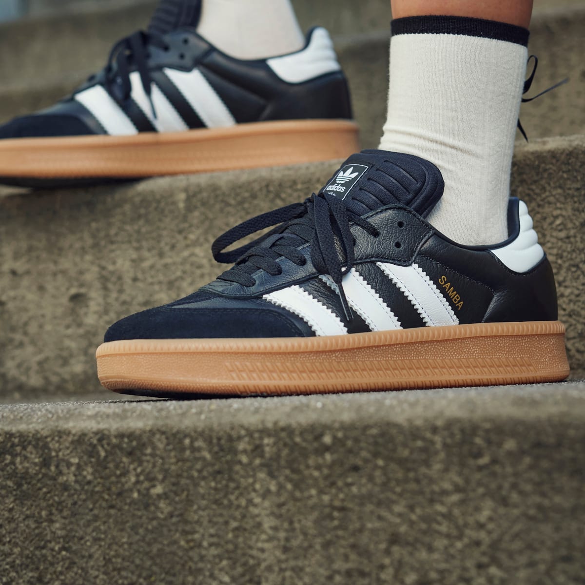 adidas Men's Samba XLG Shoes - Core Black / Cloud White / Gum