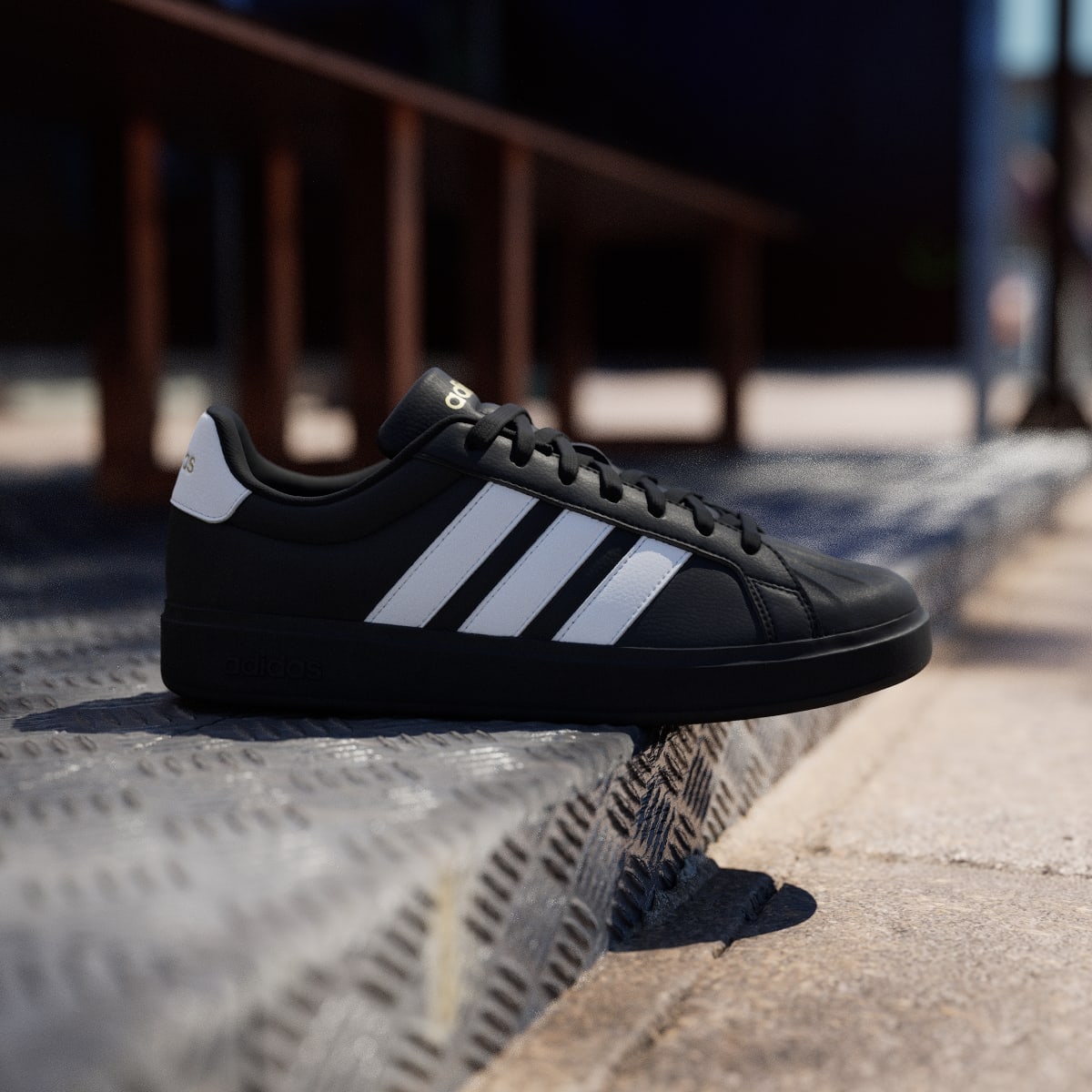 adidas Men's Streettalk - Core Black / Cloud White / Matte Gold