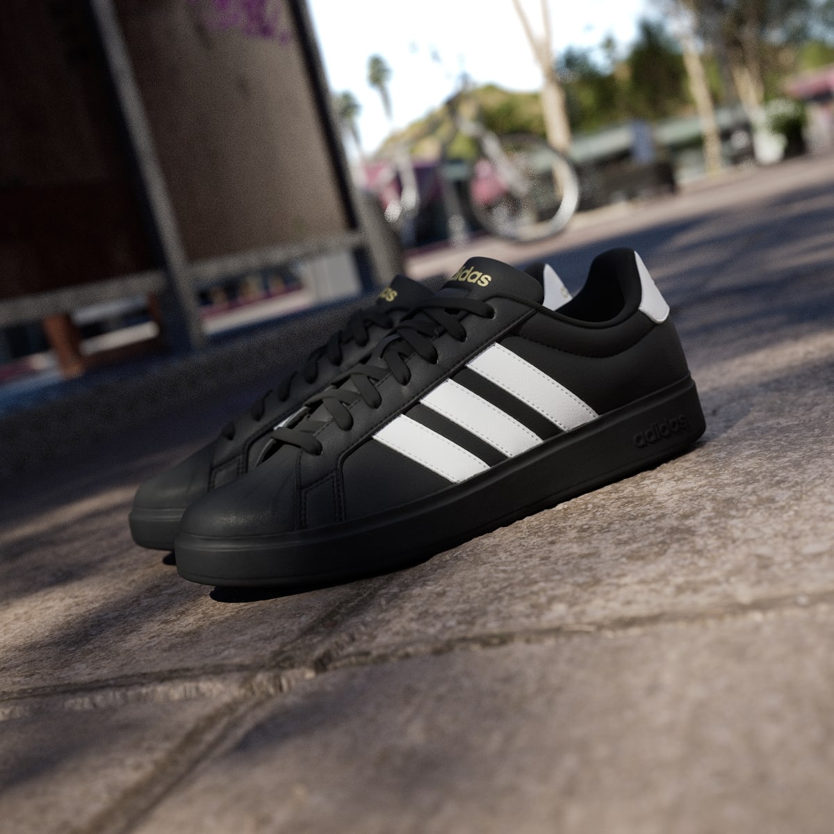 adidas Men's Streettalk - Core Black / Cloud White / Matte Gold