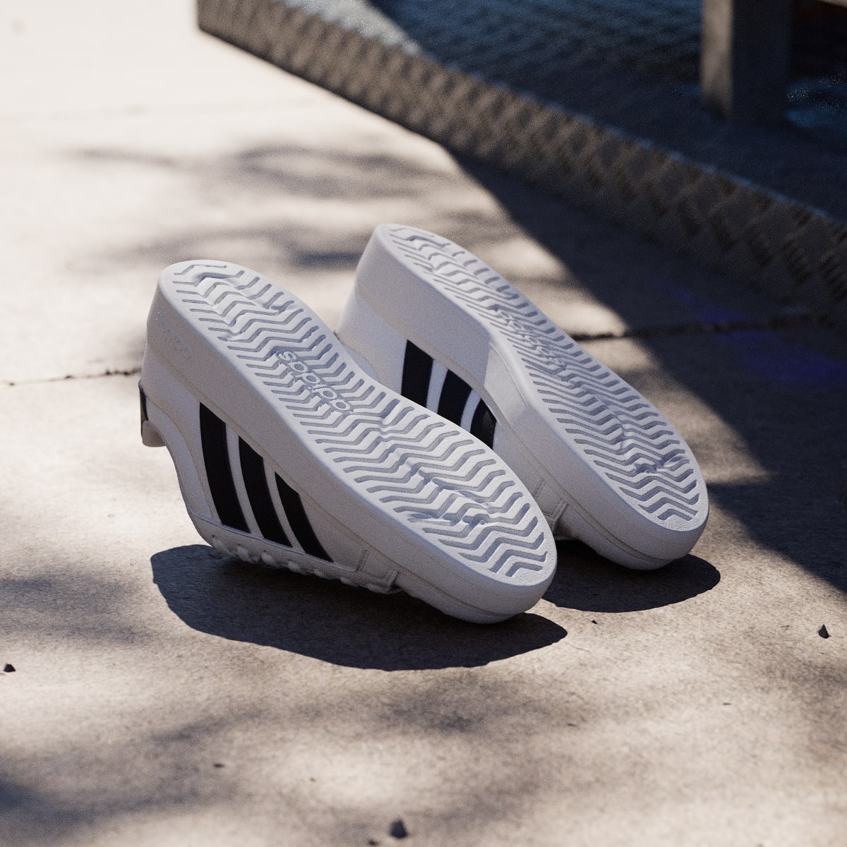 adidas Women's Streettalk - Cloud White / Core Black / Gold Metallic