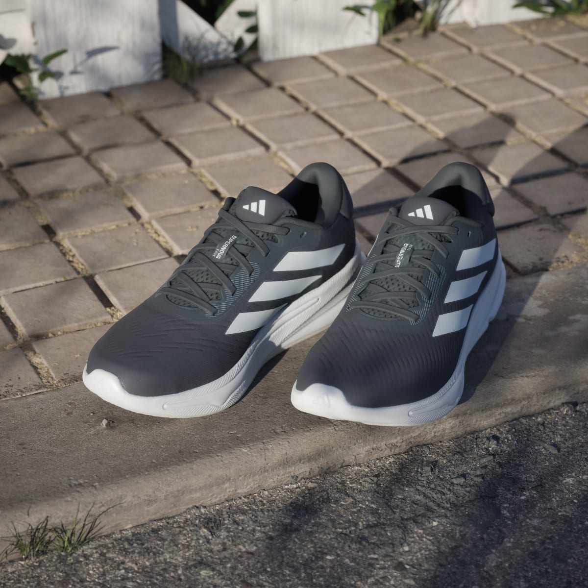 adidas Men's Supernova Ease Shoes - Core Black / Cloud White / Charcoal