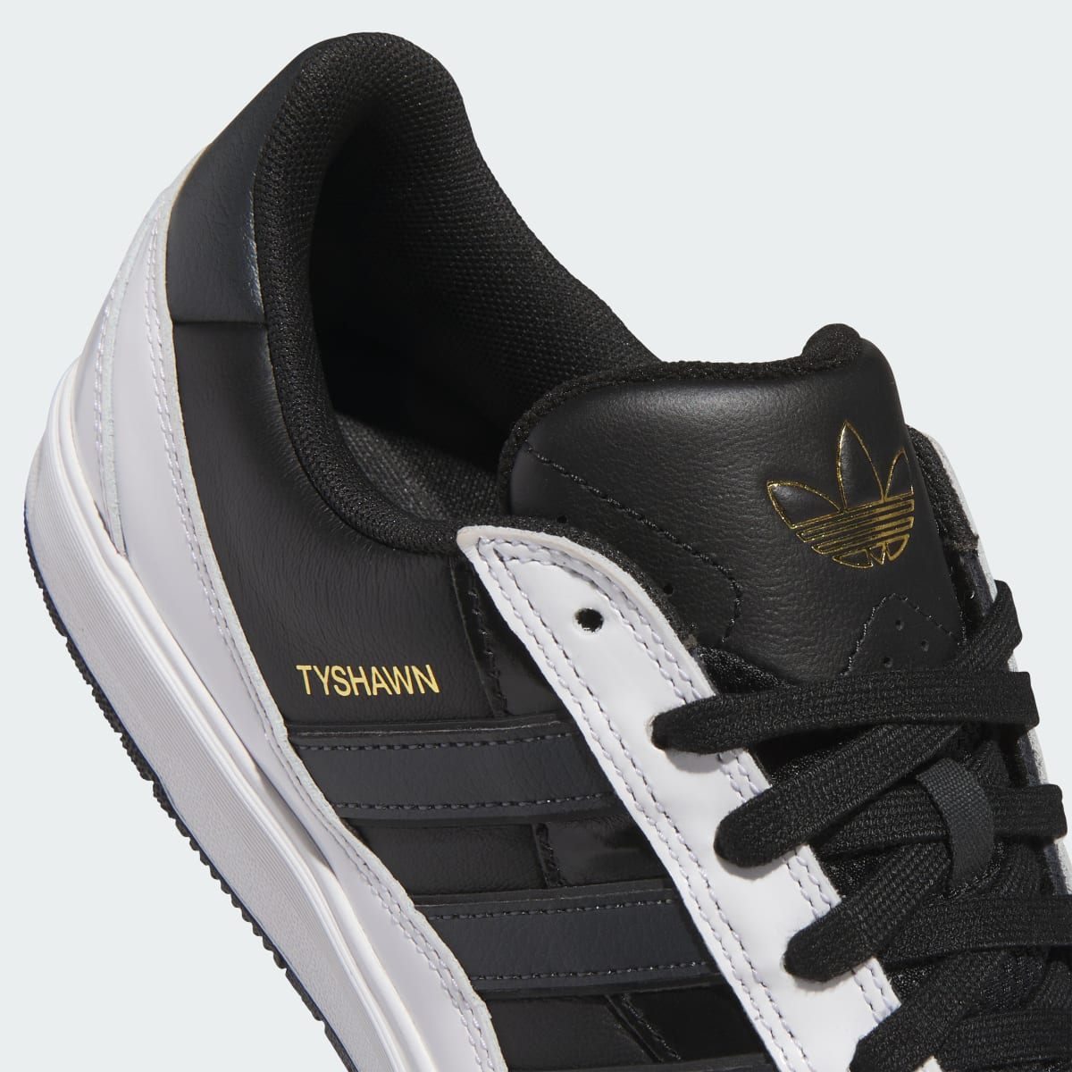 adidas Women's Tyshawn II Shoes - Core Black / Carbon / Cloud White