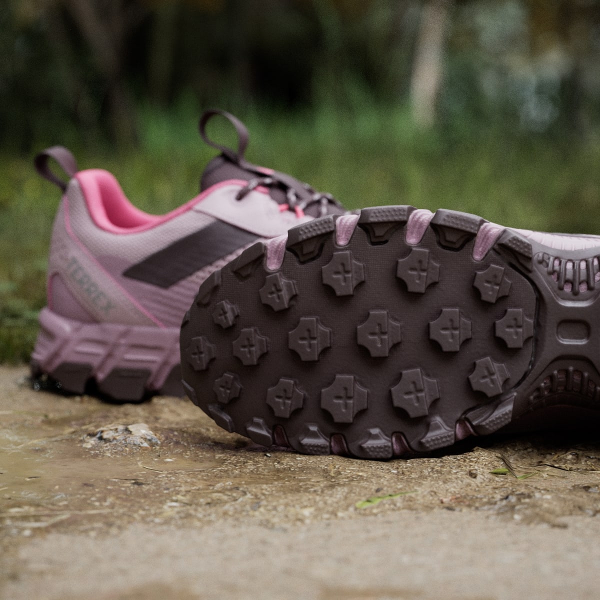 adidas Women's Terrex Rockadia Hiking Shoe - Dual Lilac / Magic Mauve / Pure Turbo