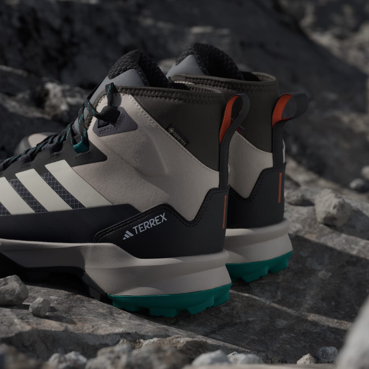 adidas Men's Terrex Skychaser AX5 Mid Gore-TEX Climawarm+ Hiking Shoes - Legend Ink / Wonder White / Light Brown