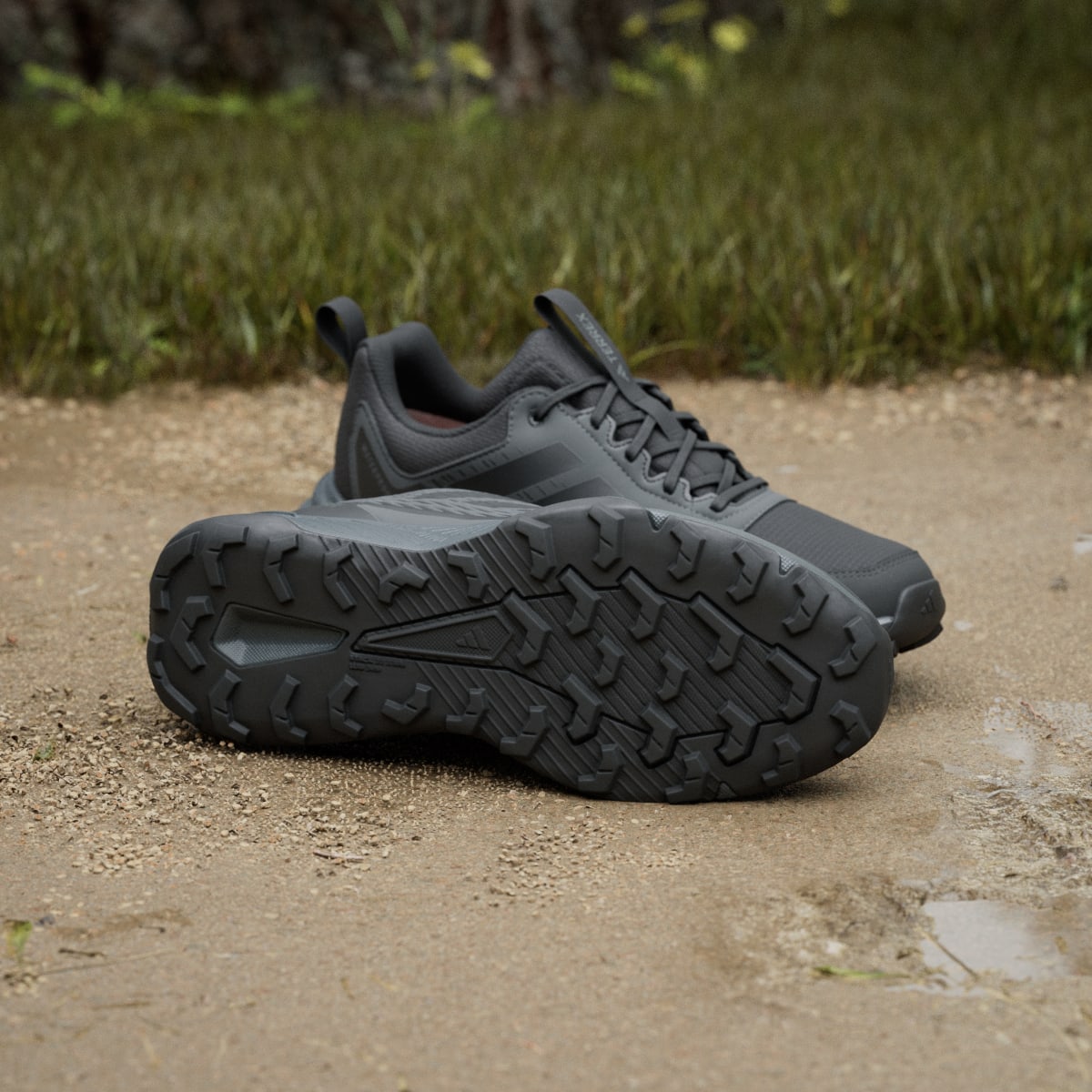 adidas Men's Terrex Tracefinder 2 Climaproof Trail Running Shoes - Core Black / Core Black / Grey Six