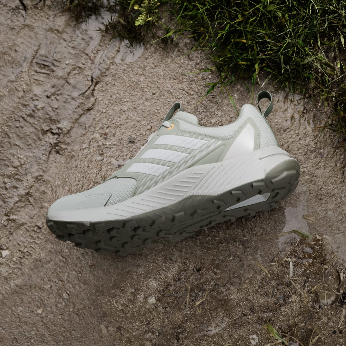 adidas Women's Tracefinder Trail Running Shoes - Halo Green / Off White / Lucid Tangerine