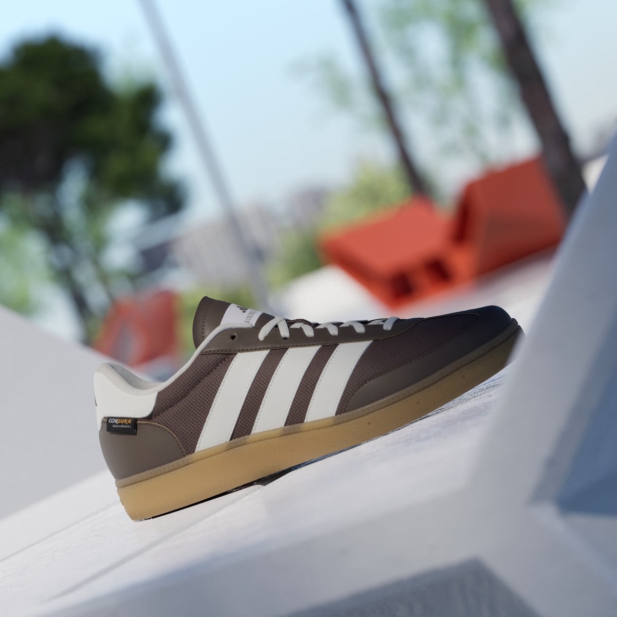 adidas Men's Training Spezial - Earth Strata / Off White / Earth Strata