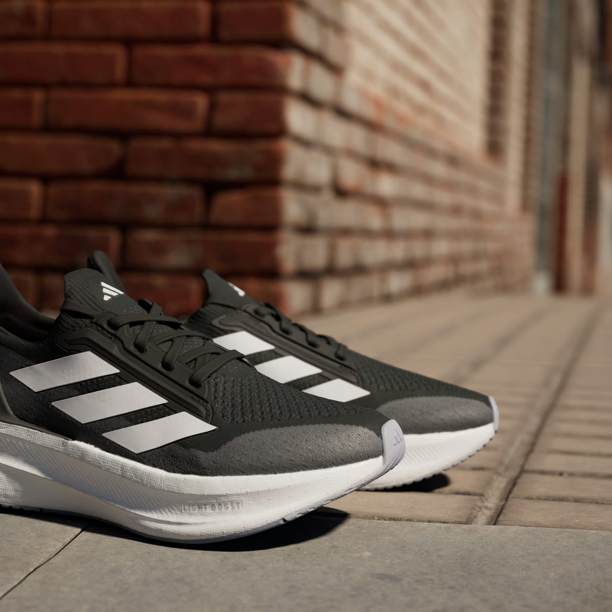 adidas Women's Ultraboost 5X Shoes - Core Black / Cloud White / Carbon