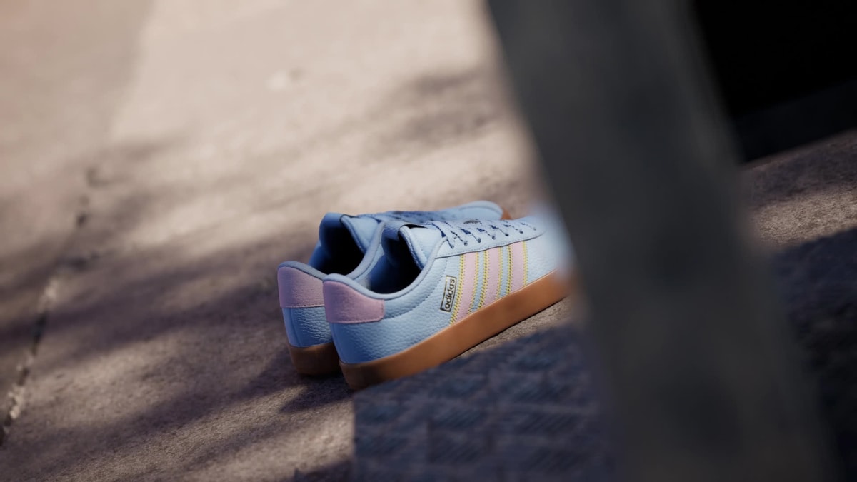 adidas Women's VL Court 3.0 Shoes - Clear Sky / Clear Pink / Gold Metallic
