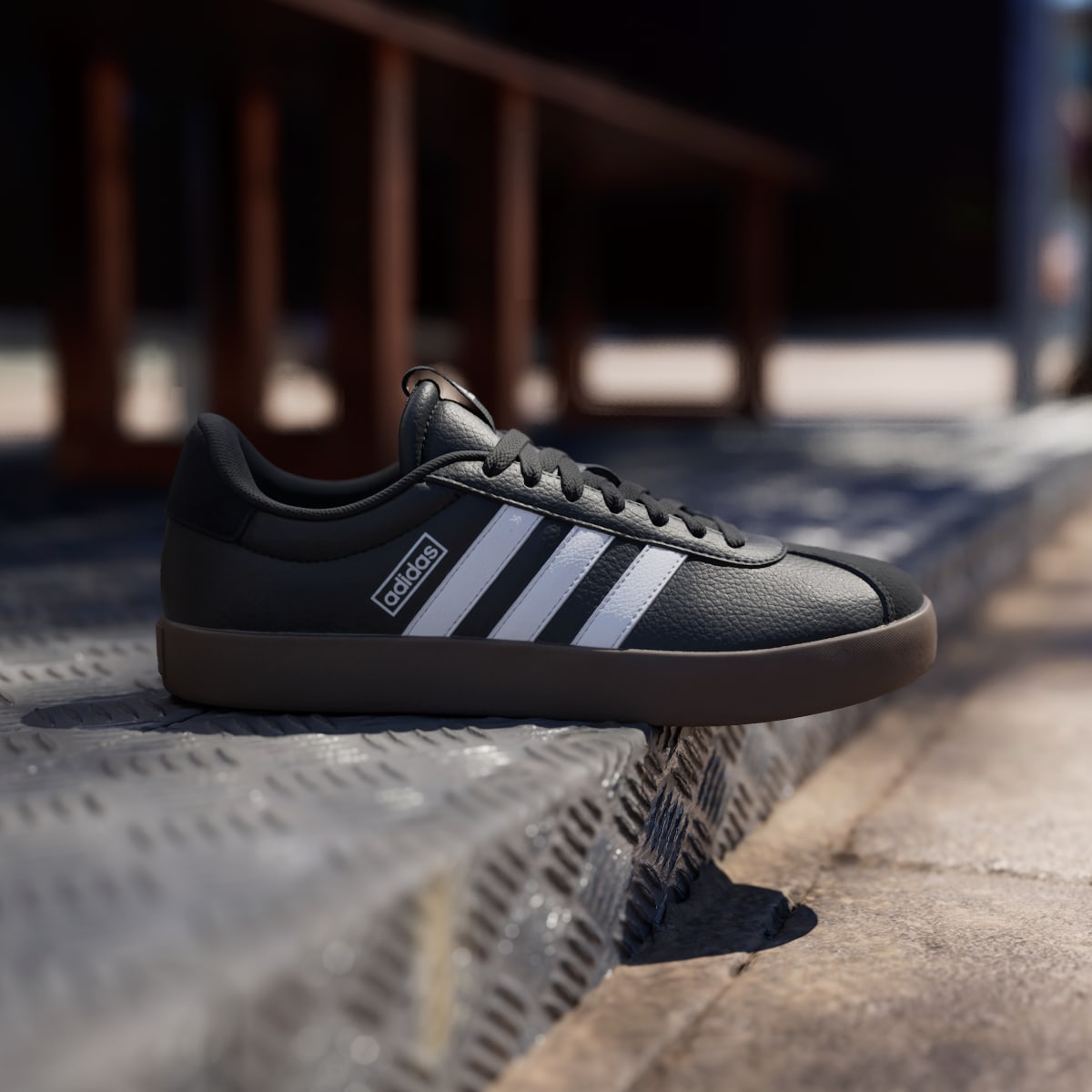 adidas Women's VL Court 3.0 Low Shoes - Core Black / Cloud White / Gum