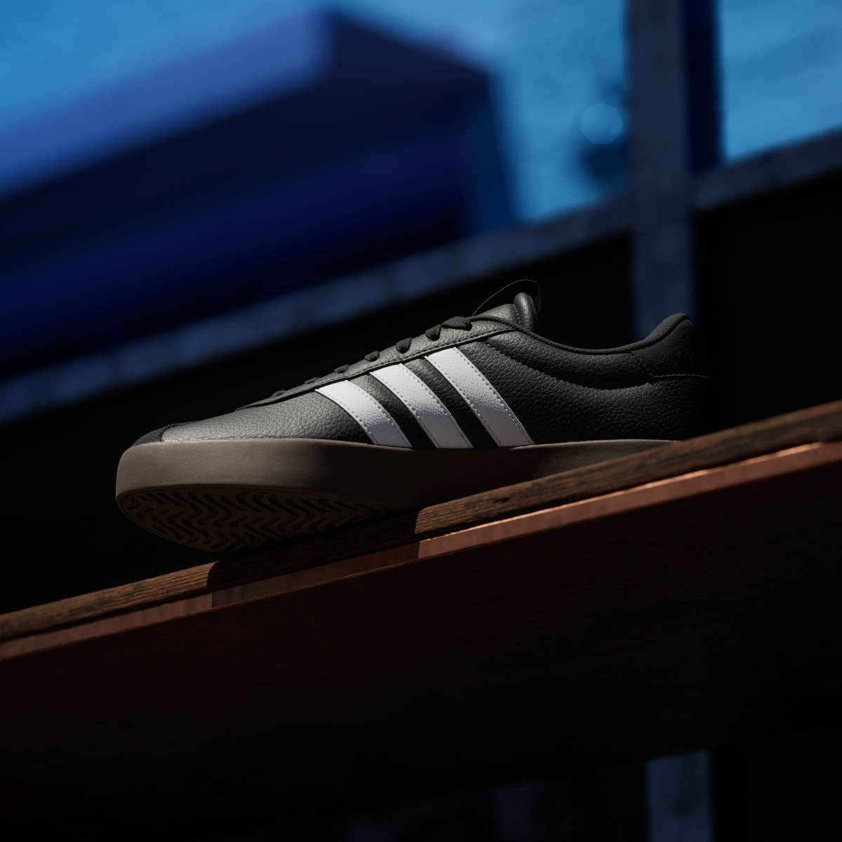 adidas Men's VL Court 3.0 Shoes - Core Black / Cloud White / Gum